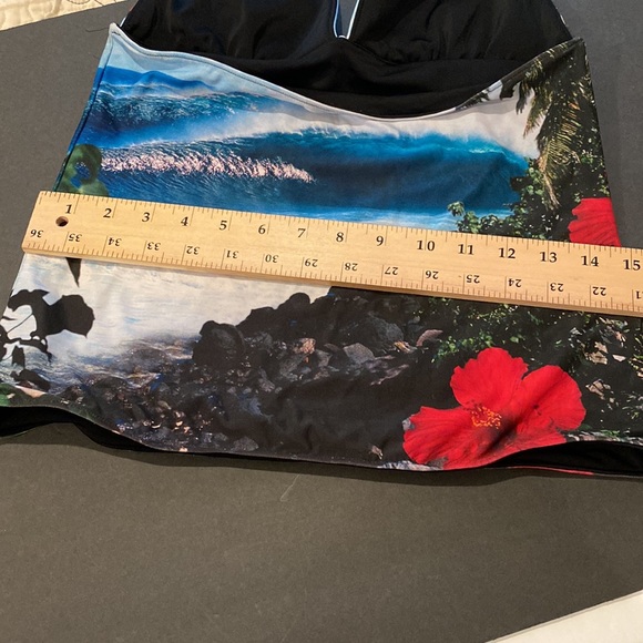 Reversible swimsuit top - Picture 4 of 5